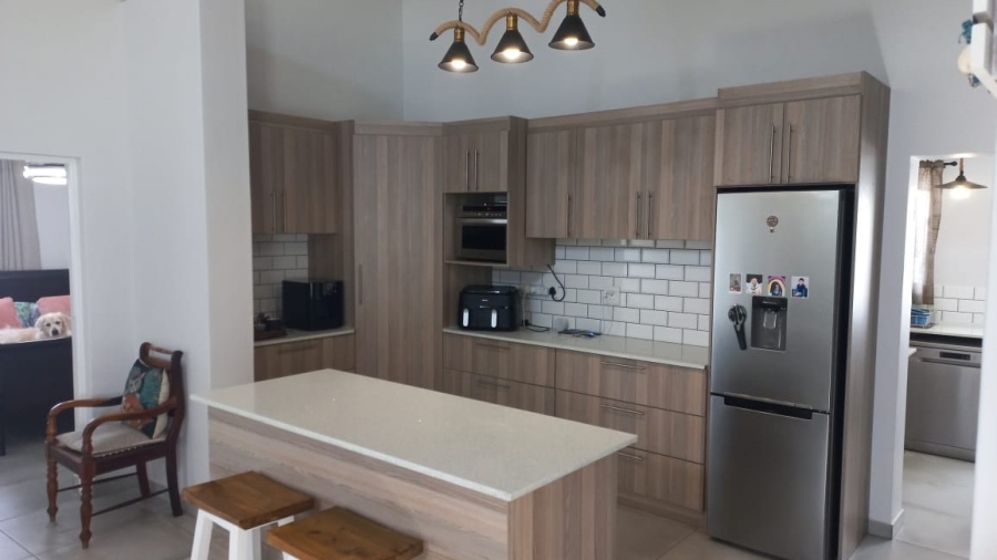 3 Bedroom Property for Sale in Lampiesbaai Western Cape
